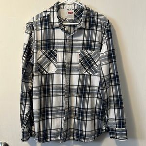 Levi flannel shirt, like new condition!